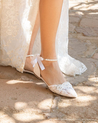 Crochet Lace Pointy Toe Flats with Small Pearls AppliqueWomen Shoes