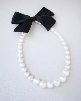 Pearl Bow NecklaceJewelry
