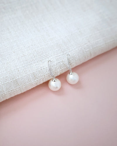 dangle pearl earring with rhinestones