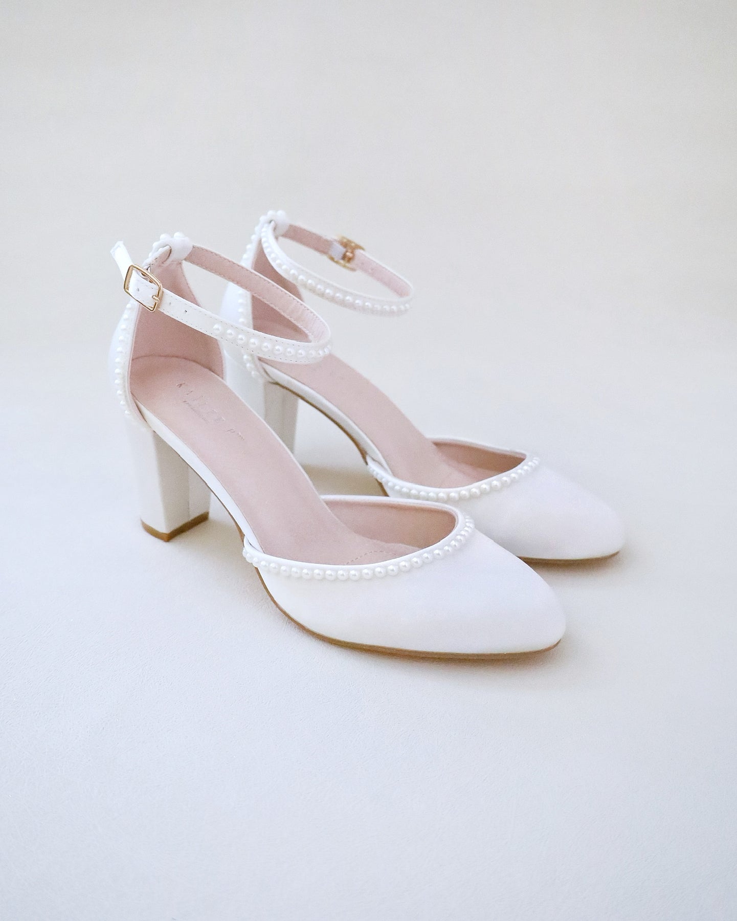 Elegant Ivory Pearl Bow Ankle Strap Wedding Shoes 2023 Satin 8 cm