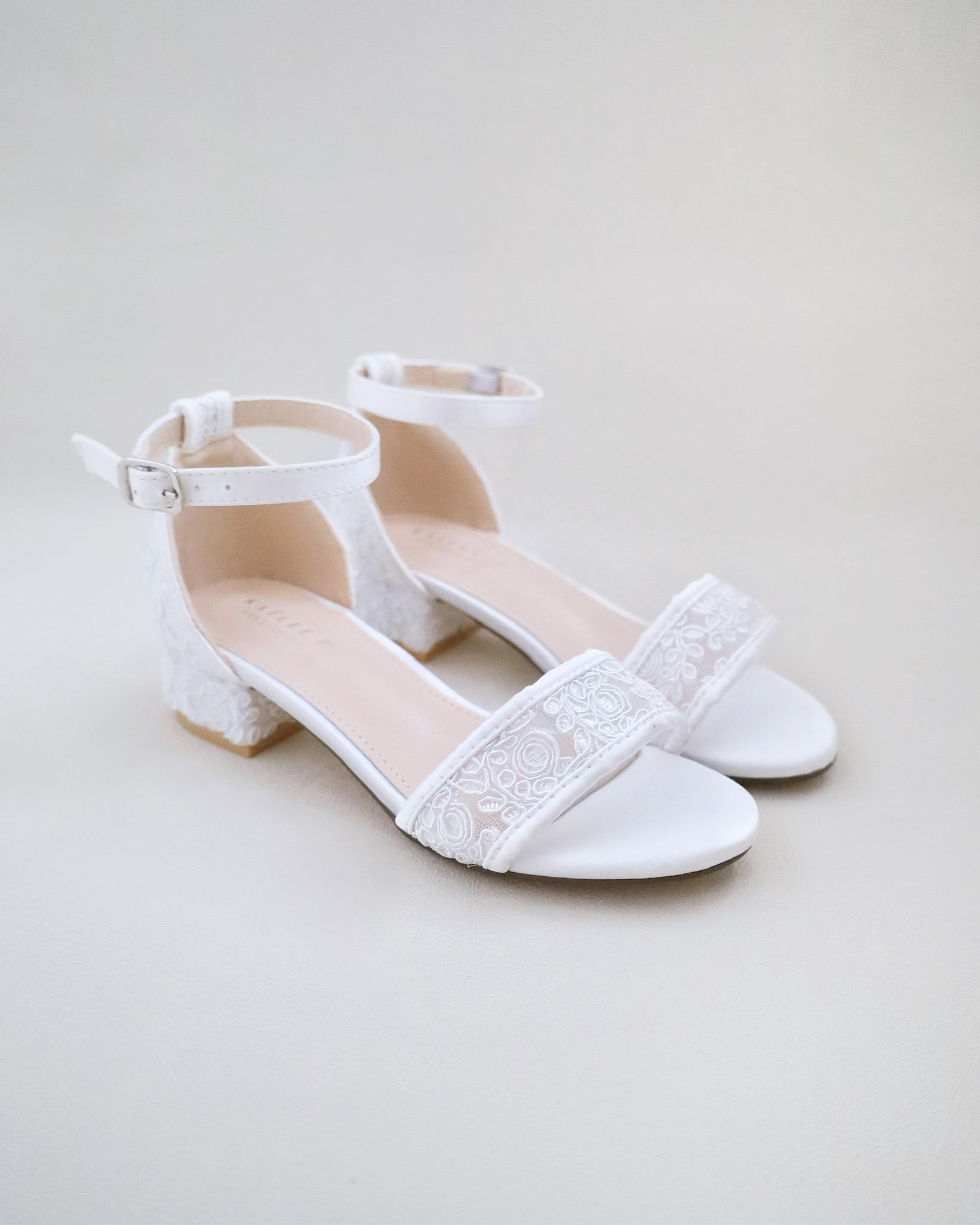 White Crochet Lace Low Block Heel Girls Sandals, Flower Girls Shoes