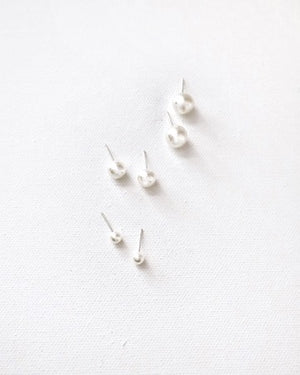 Amelia Pearl Earring