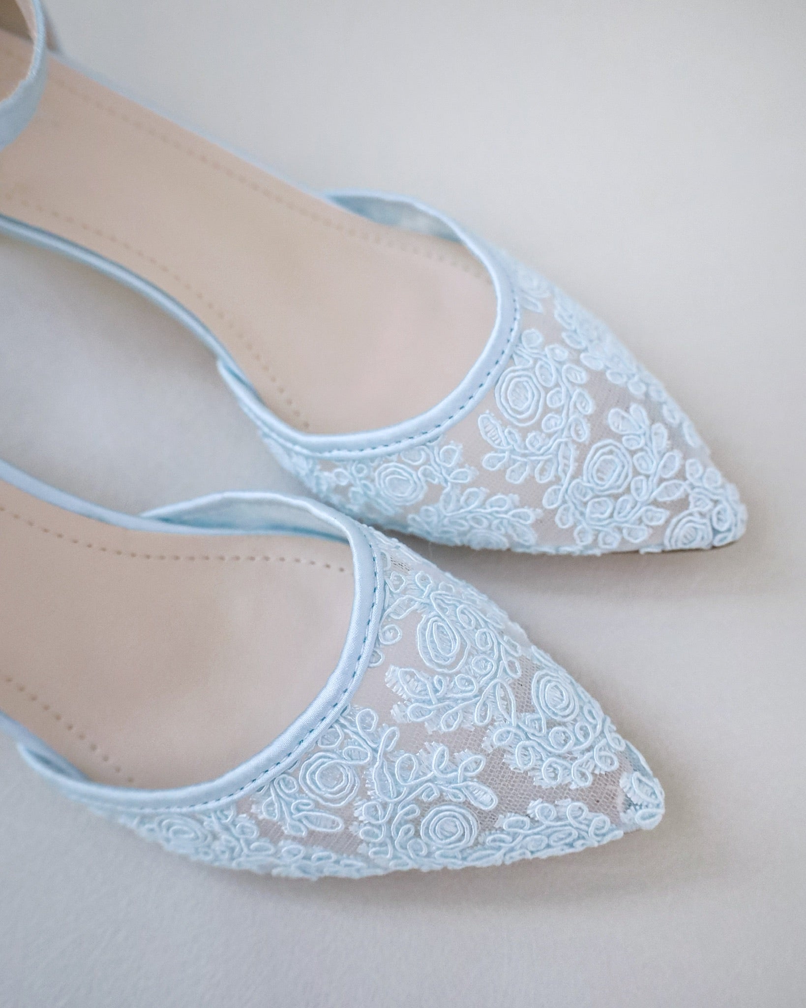 Crochet Lace Pointy Toe Wedding Kitten Low Heel