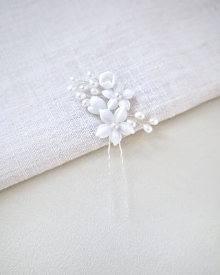 ivory flower clay with pearls hair pin set of two