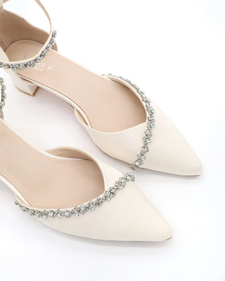Satin Pointy Toe Low Block Heels Wedding Shoes with Amaryllis Embellishments