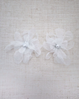 Ophelia Flower Shoe Clip with PearlShoe Clips