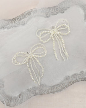 Double Pearl Bows Shoe Charms