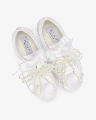 Double Pearl Bows Shoe Charms