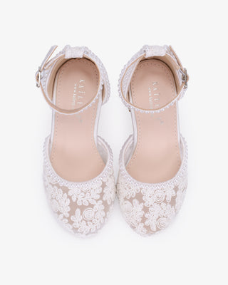 White embroidered lace block heel girls shoes with Mini Pearls