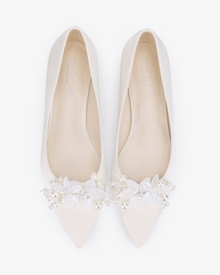 Ivory Satin Pointy Toe Block Heels Wedding Pumps with Frosted Bloom
