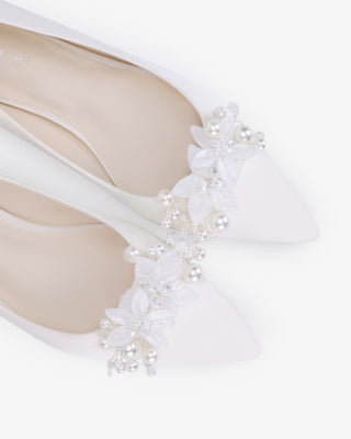 White Satin Pointy Toe Block Heels Wedding Pumps with Frosted Bloom