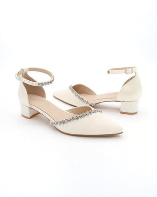 Satin Pointy Toe Low Block Heels Wedding Shoes with Amaryllis Embellishments
