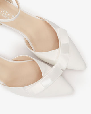 White Satin Pointy Toe Low Block Heels Wedding Shoes with Gentle Ribbon