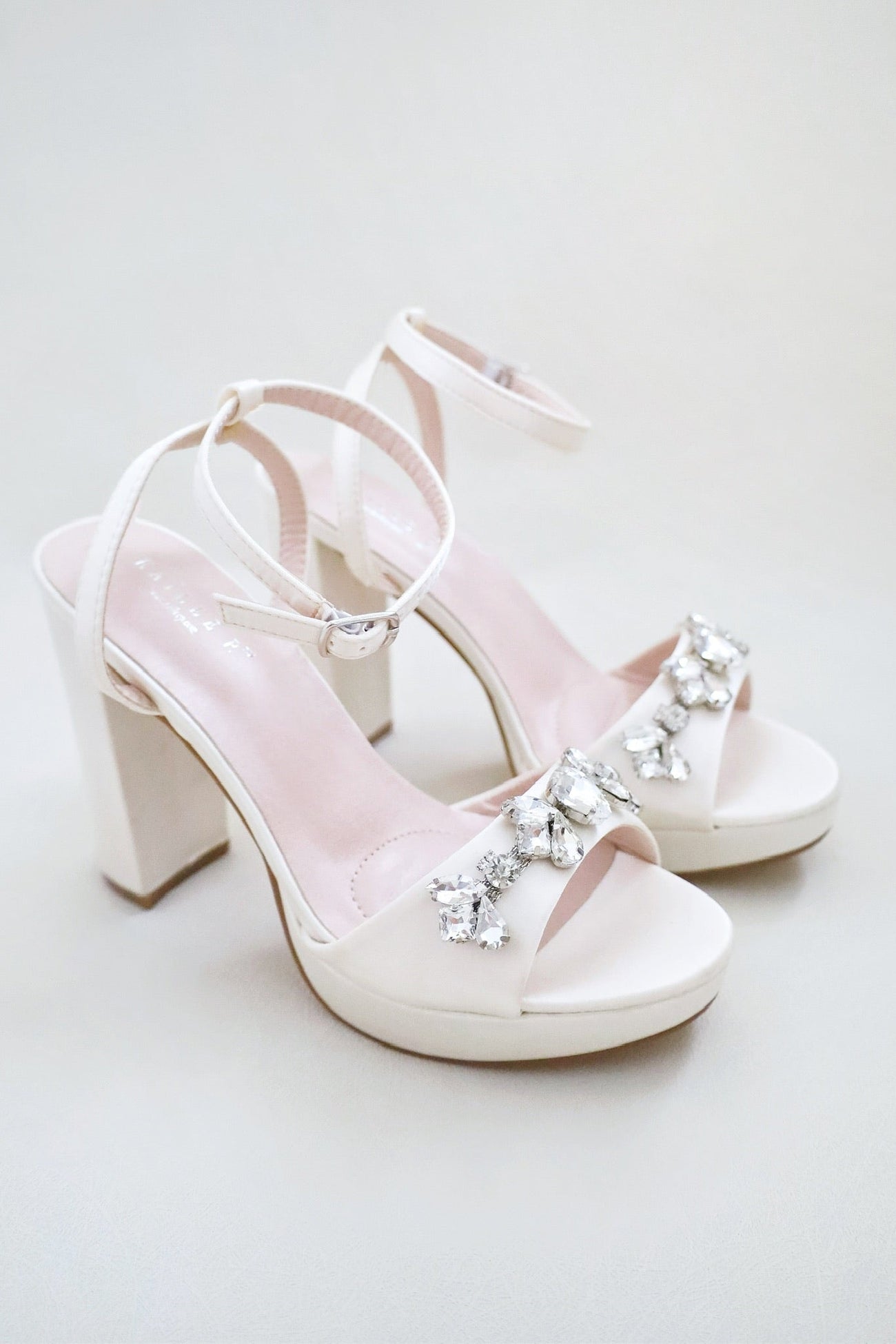 Women Off White, Ivory Shoes, Wedding Shoes, Bridesmaids Shoes – Kailee ...