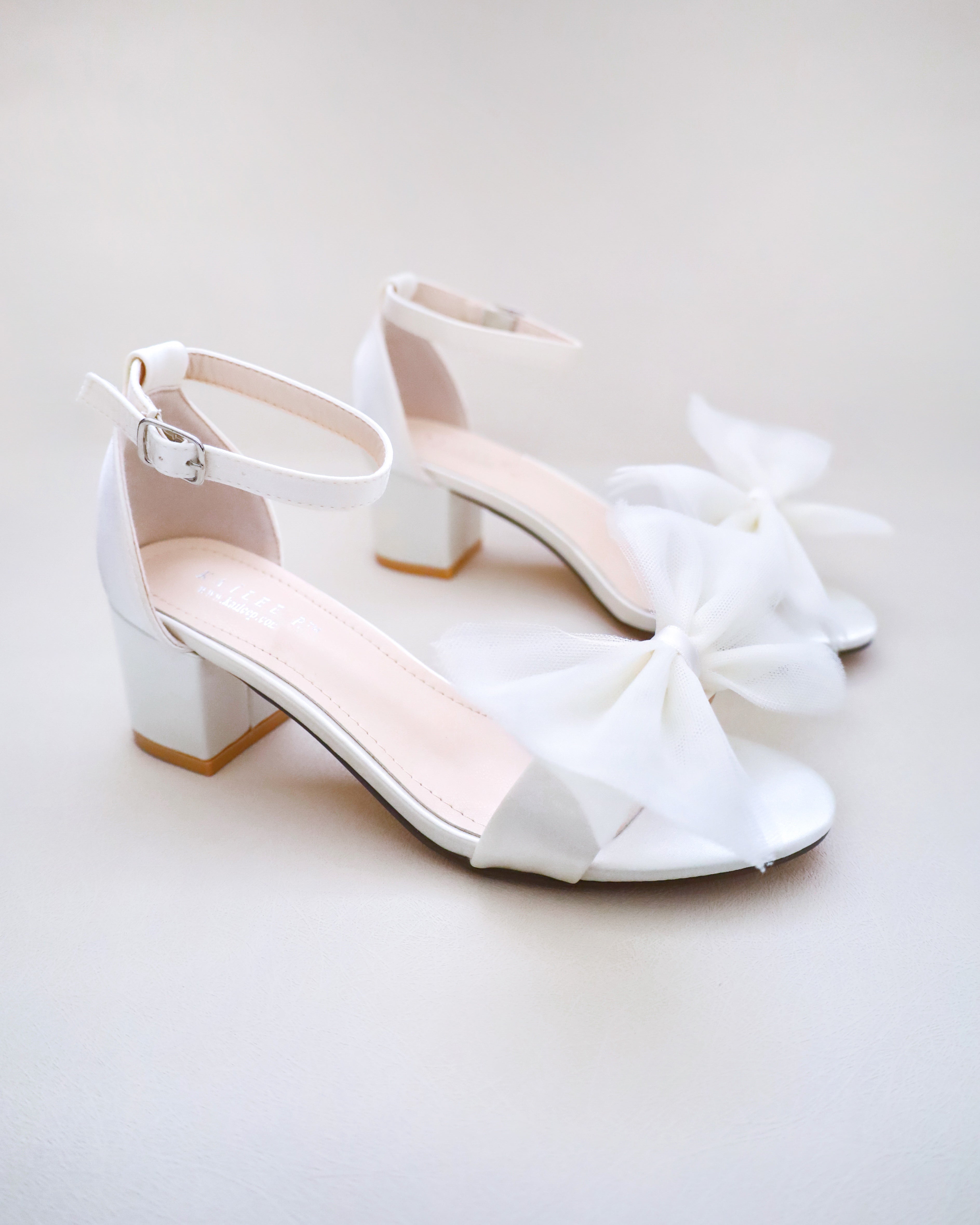 White Bow Pump Shoes Satin Block Heel Sandal With Front Oversized