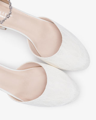 Lace Round Toe Low Block Heel Wedding Shoes with Amaryllis Strap
