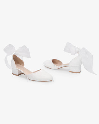 White Lace Round Toe Low Block Heel Wedding Shoes with Wrapped Sheer Tie