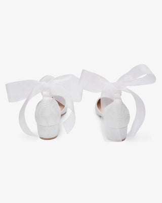 White Lace Round Toe Low Block Heel Wedding Shoes with Wrapped Sheer Tie