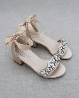 flower girls sandals with rhinestones embellishments