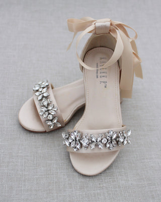 flower girls sandals with rhinestones embellishments