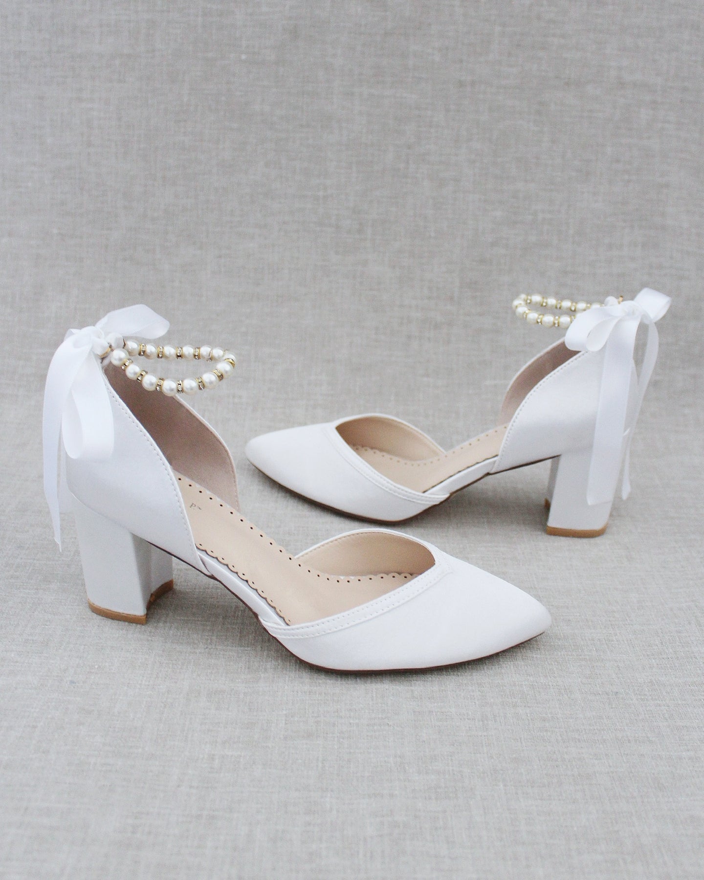 Low heel wedding deals shoes canada
