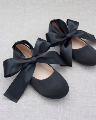 Black ballet flats