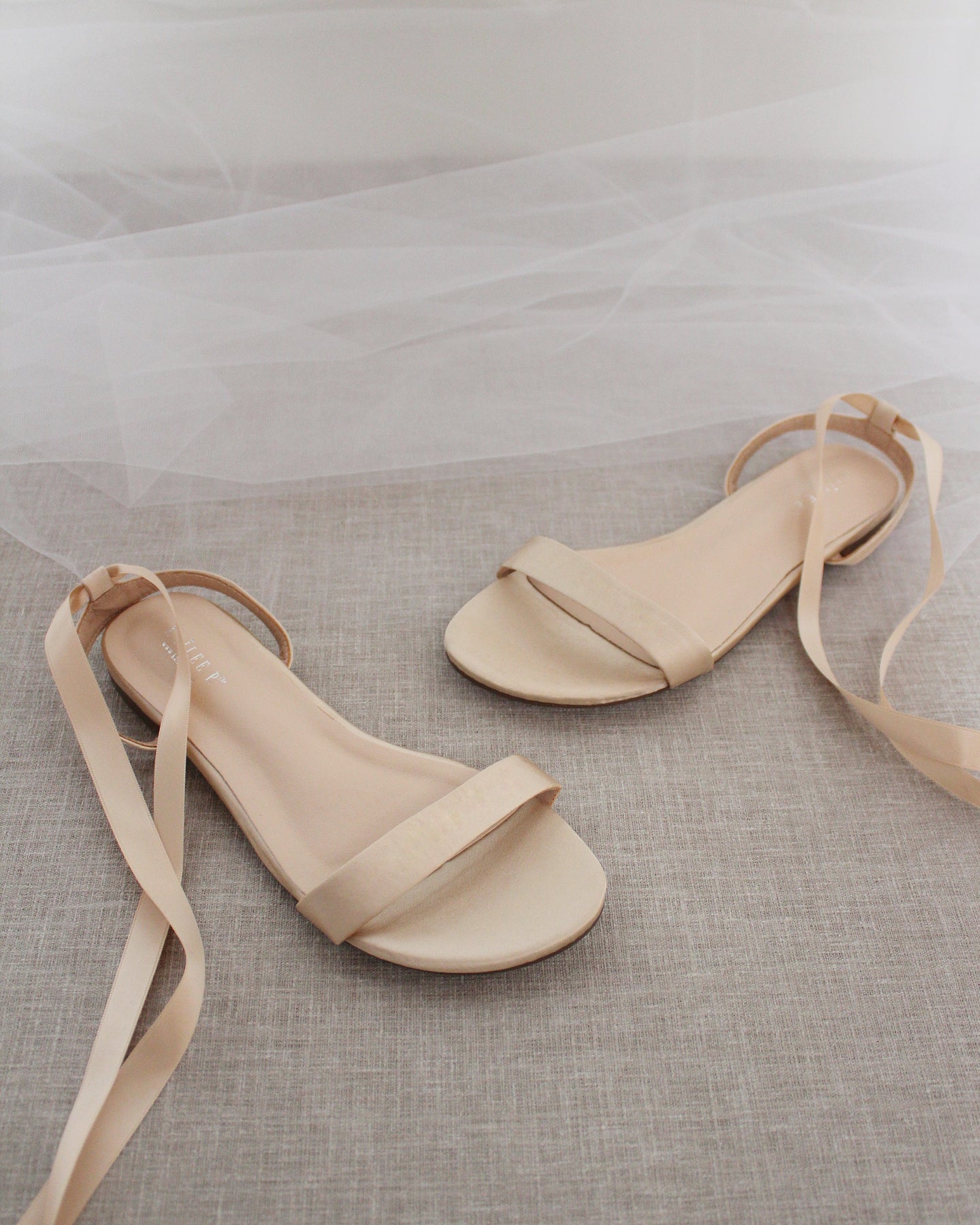Nude hotsell flat sandals