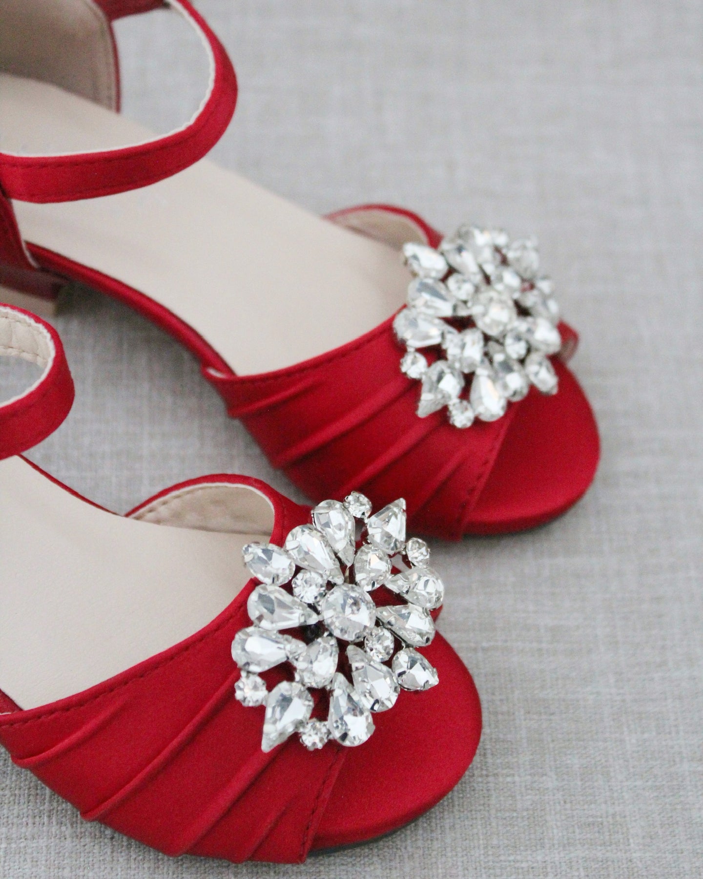 Red peep toe deals shoes low heel