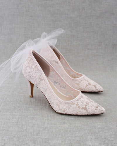 dusty pink lace pump