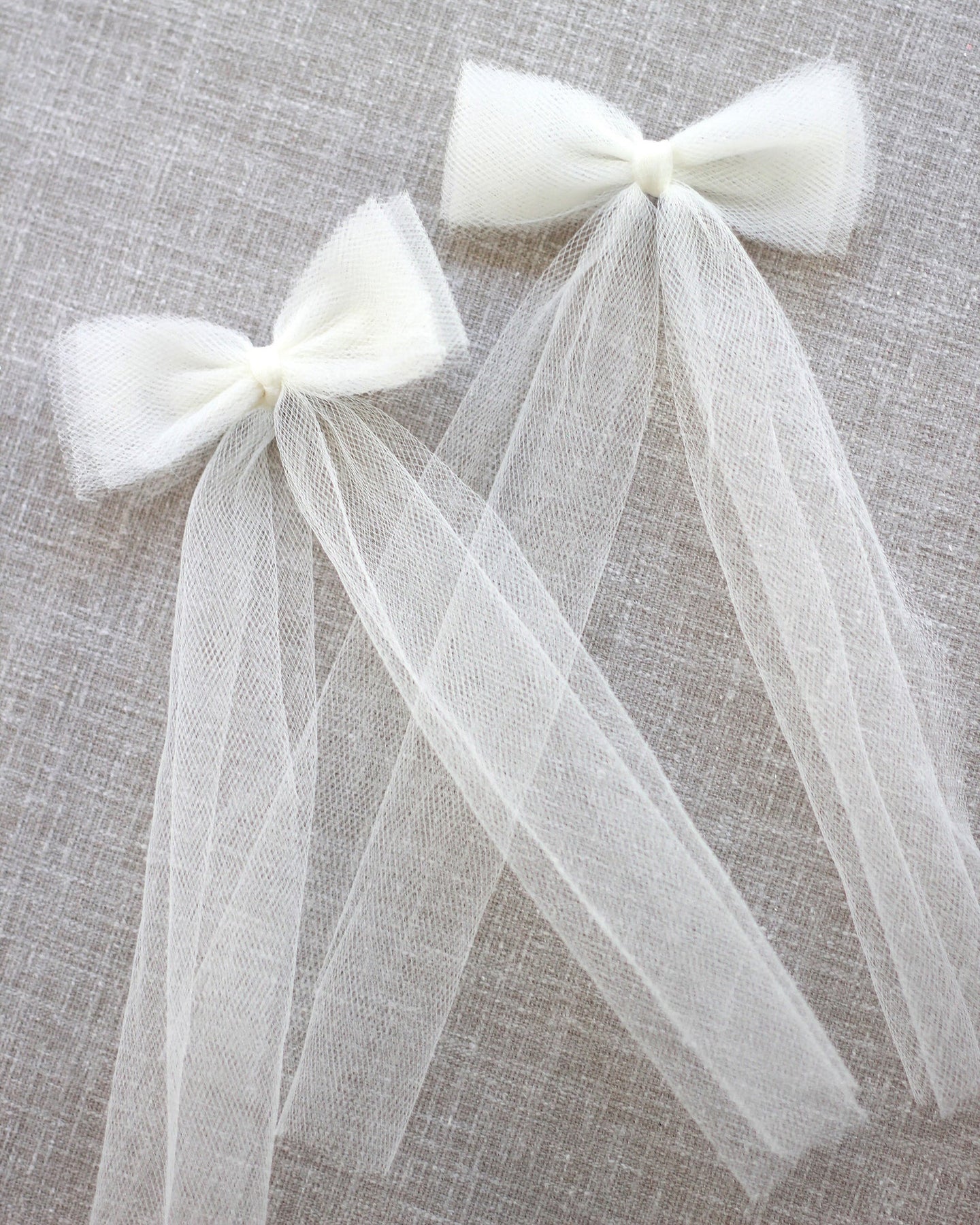 Long Tail Tulle Bow Hair Clip - Bow Hair Clips, Flower Girls Bow Ivory