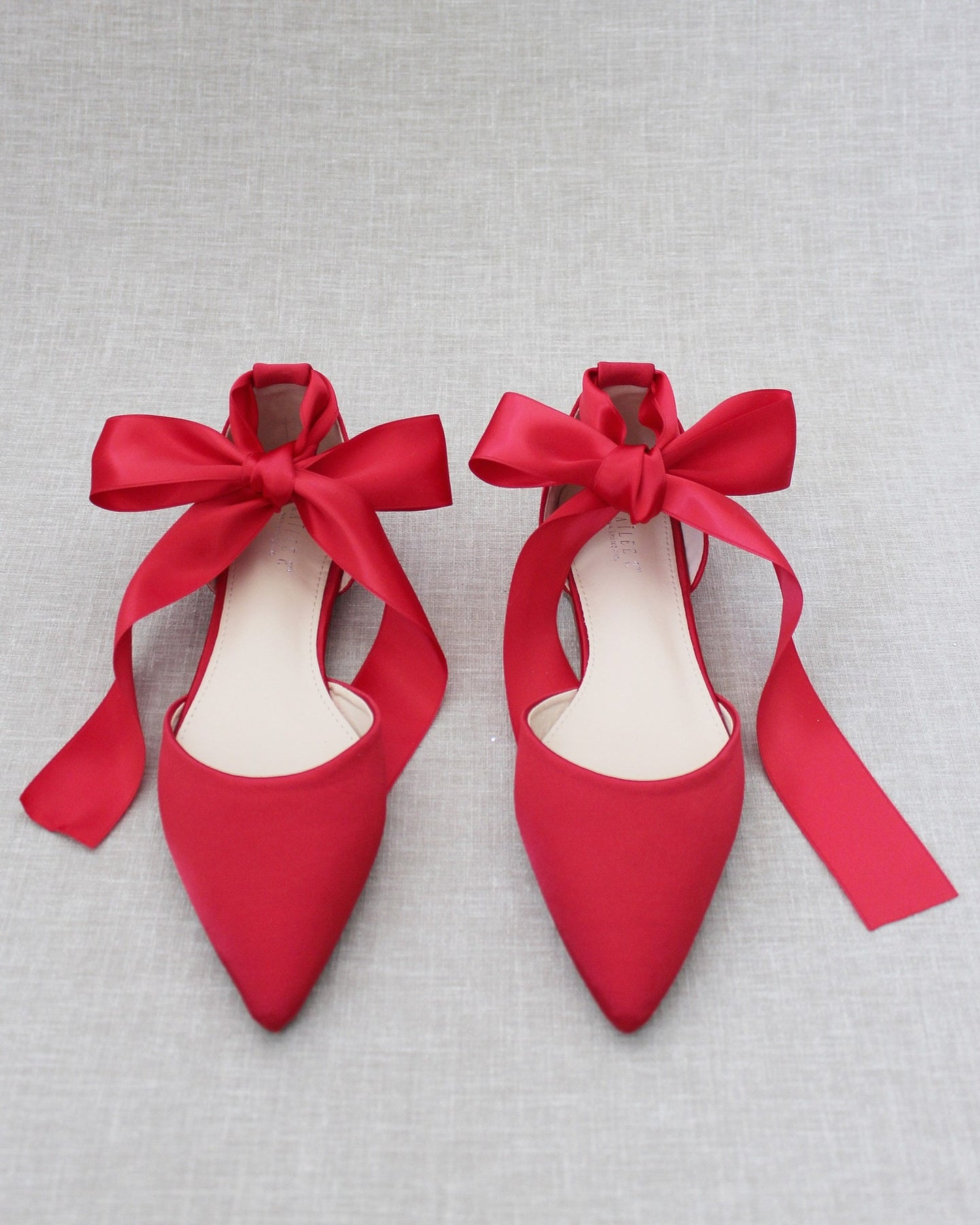 Red tie deals up flats