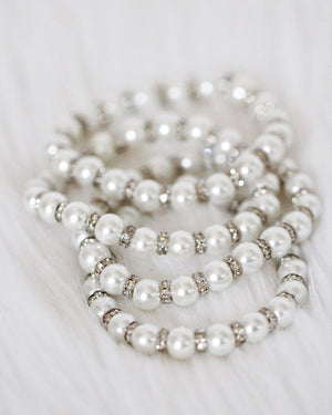 Pearls Bracelet with Silver Rhinestones