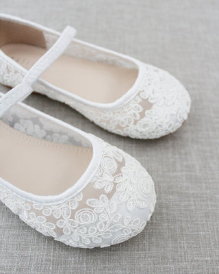 white crochet girls shoes