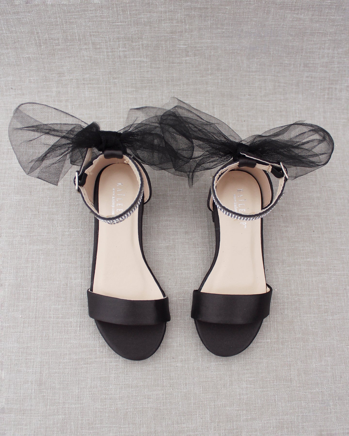 Efashion Paris Lottie Embellished Bow Court Heels in Black | iCLOTHING -  iCLOTHING