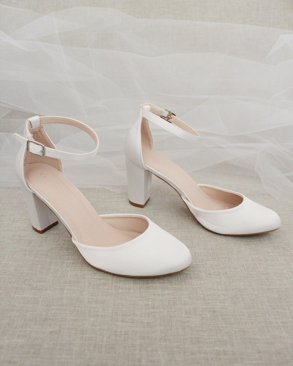 White court shoes with ankle strap Clearance